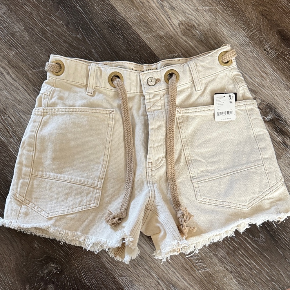 We The Free Cream Cargo Shorts